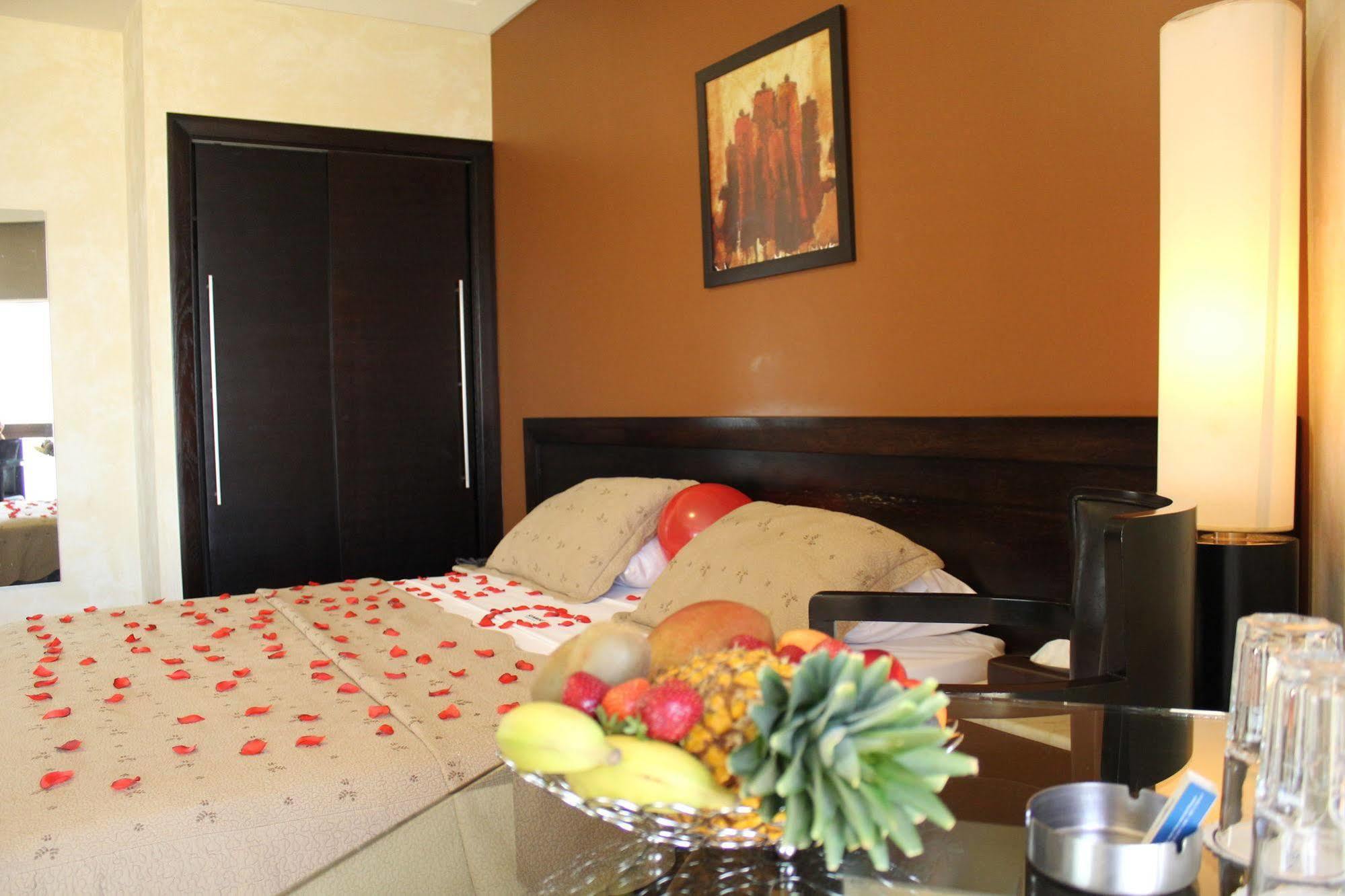 Sunrise Hotel Джуния Екстериор снимка